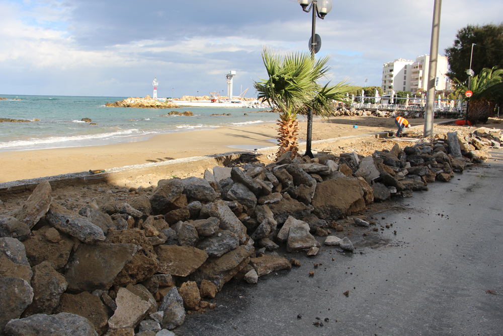 Ξεκίνησε η ανάπλαση της Ακτής Παπανικολή, στη Νέα Χώρα