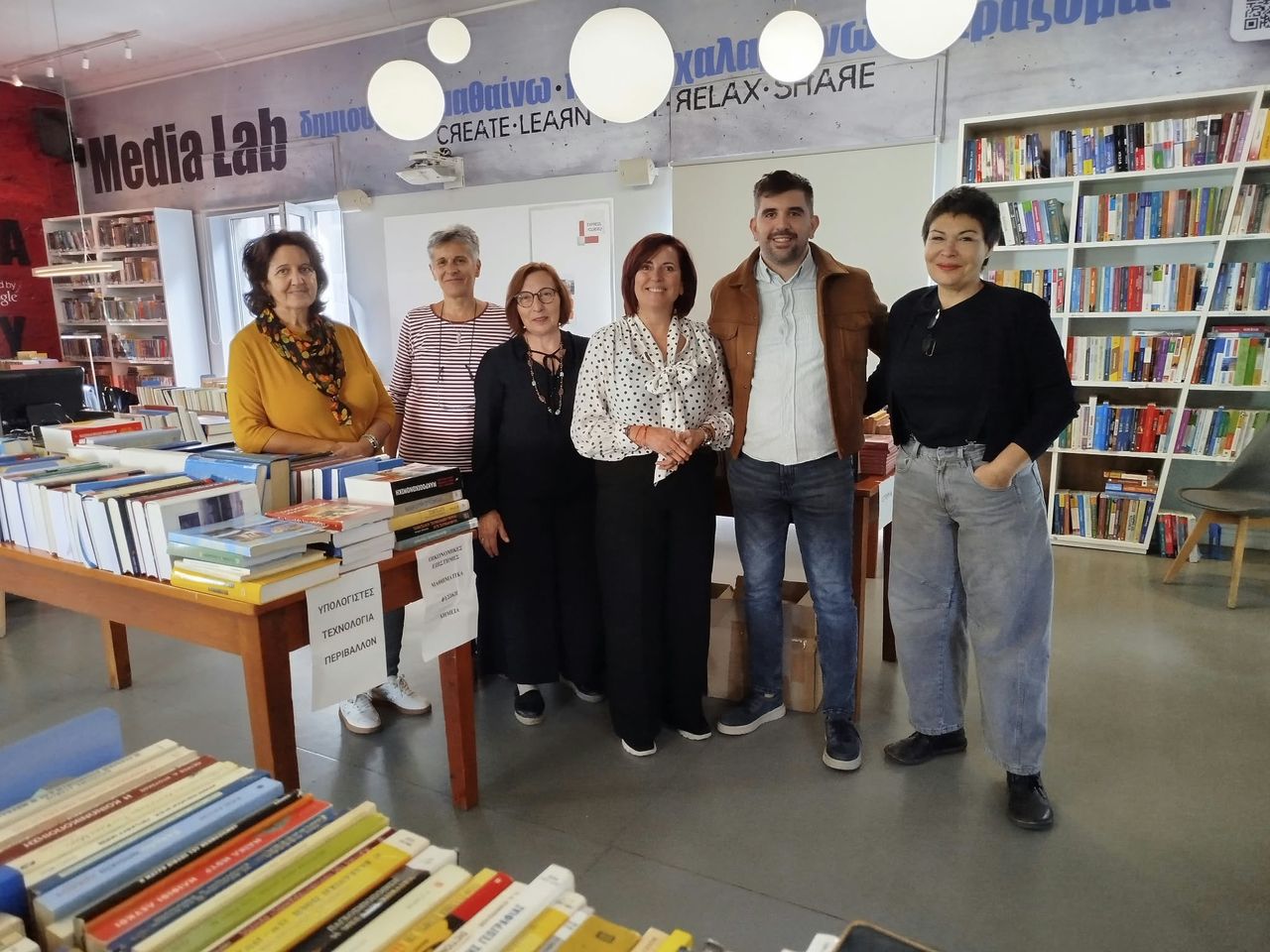 «Τα βιβλία αλλάζουν χέρια και χαιρόμαστε!» – Μεγάλη προσέλευση στο 5ο Μπαζάρ βιβλίου της Δημοτικής Βιβλιοθήκης Χανίων