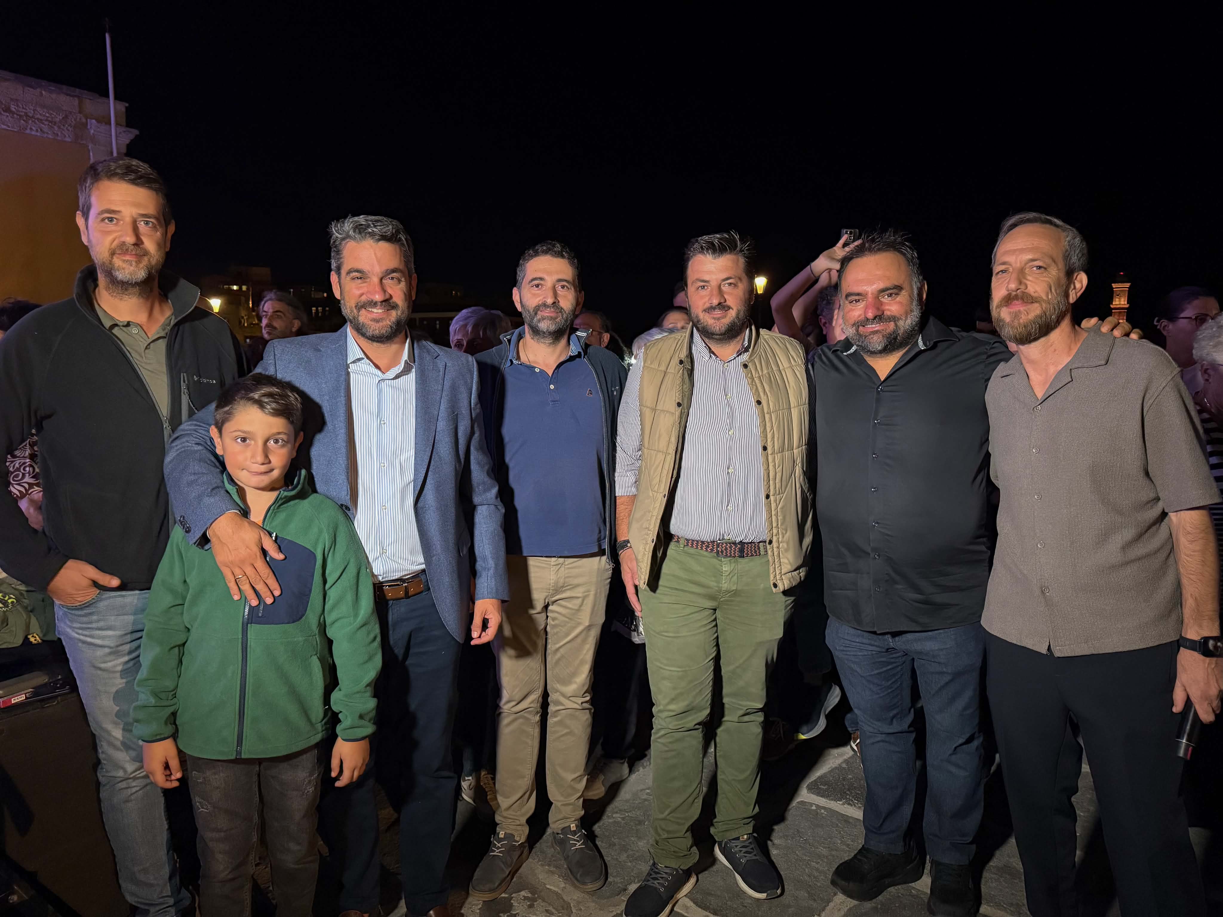 Με μουσική, χορό και κρητική παράδοση έπεσε η αυλαία της 5ης «Παραδοσιακής Στράτας» του Δήμου Χανίων